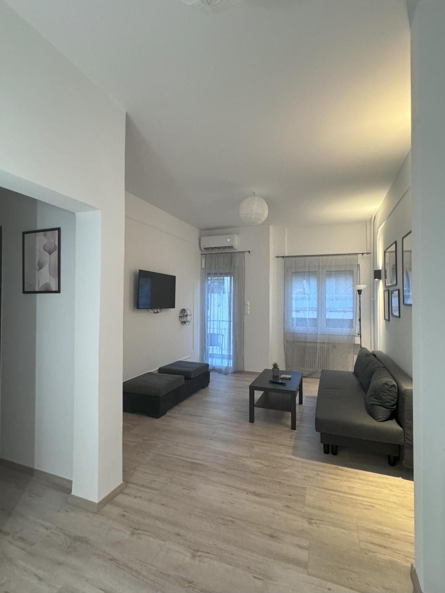 Ntinos Apartment Center Exarcheia Athena Bagian luar foto